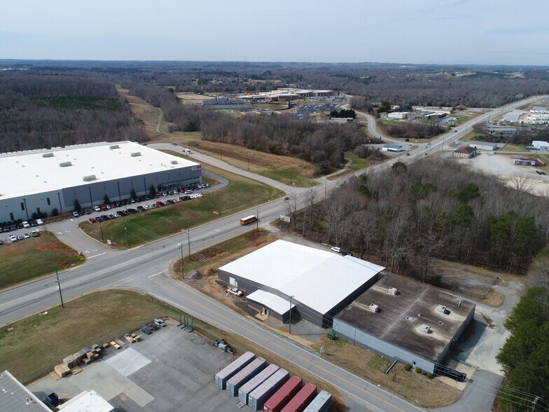 298 Willis St, Gaffney, SC for lease - Building Photo - Image 3 of 13