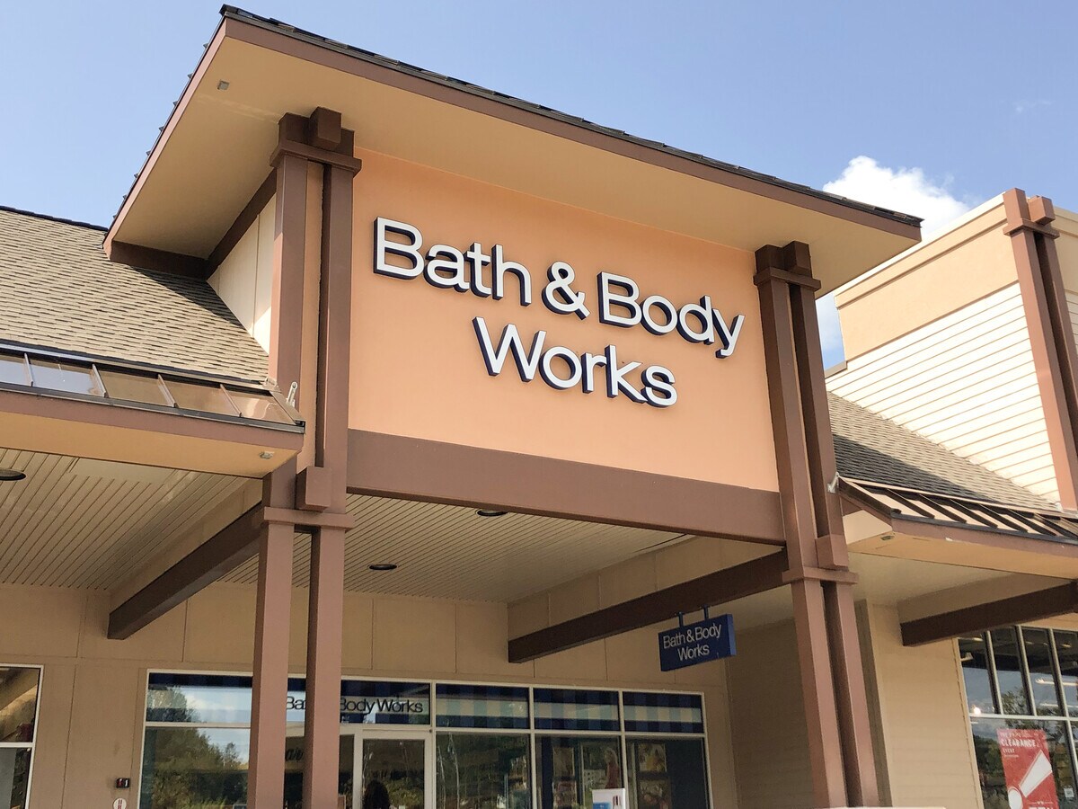 2317 Vestal Pky E, Vestal, NY 13850 Shoppes At Vestal