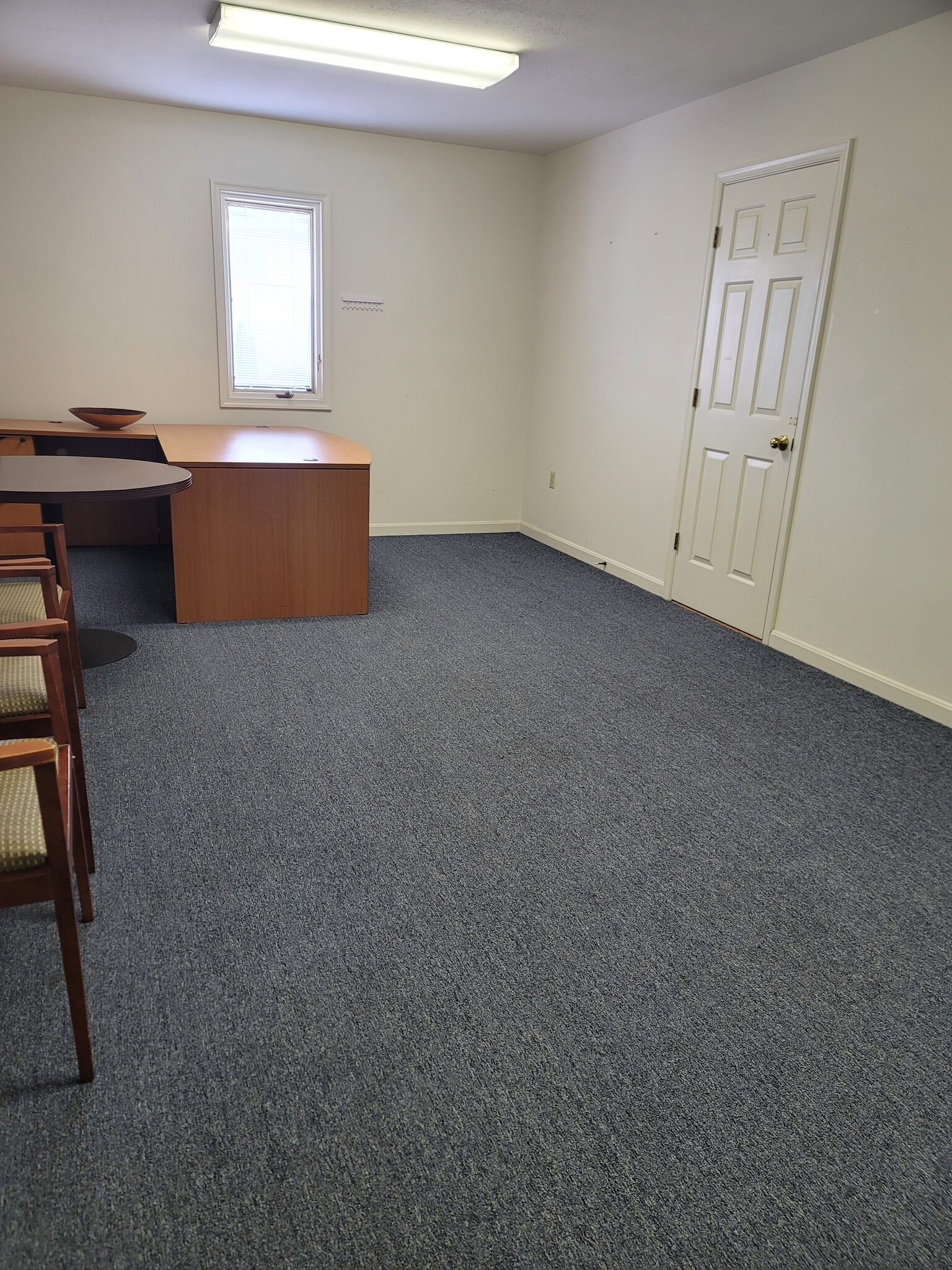 3078 Shawnee Dr, Winchester, VA for lease Interior Photo- Image 1 of 3