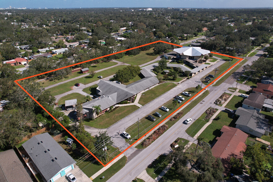 3115 Dryer Ave, Largo, FL for sale - Primary Photo - Image 1 of 11