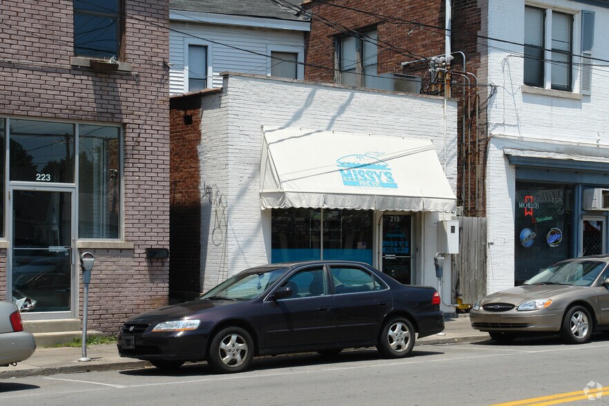 201 Woodland Ave, Lexington, KY for sale - Primary Photo - Image 1 of 2