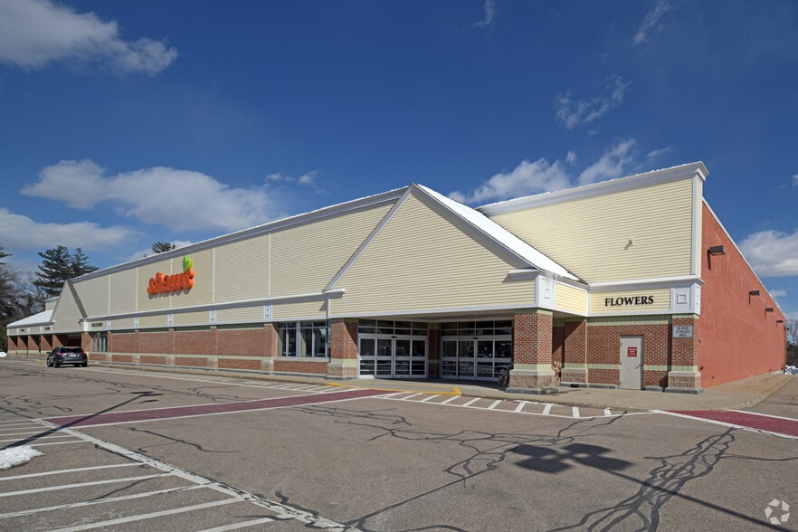 65 Main St, Medway, MA for lease - Building Photo - Image 1 of 16