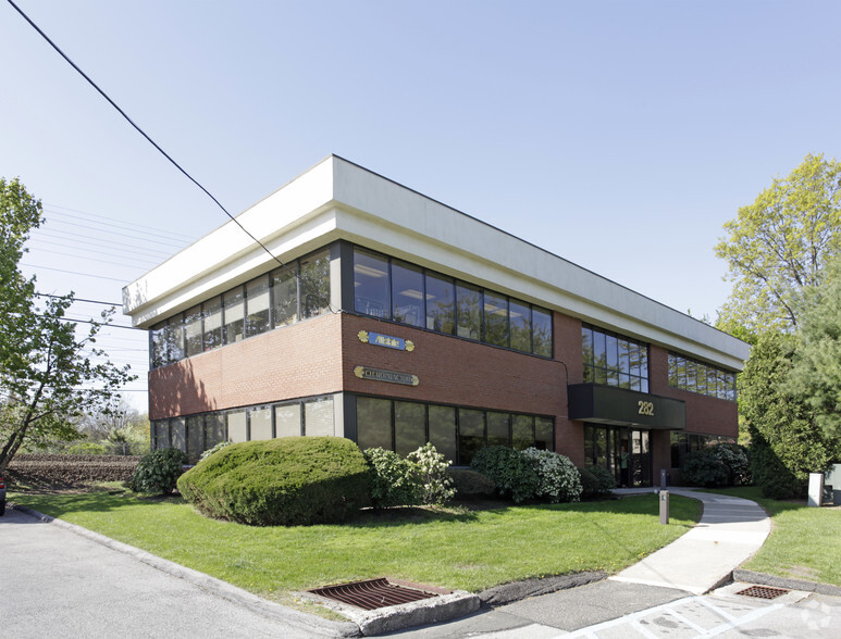 282 Railroad Ave, Greenwich, CT for lease - Primary Photo - Image 2 of 6