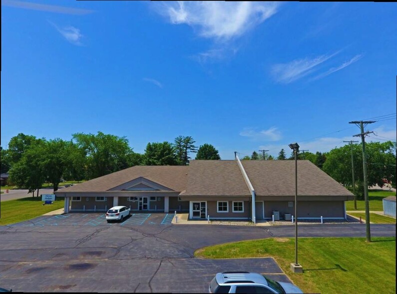 6757 Main St, Cass City, MI for lease - Building Photo - Image 1 of 4