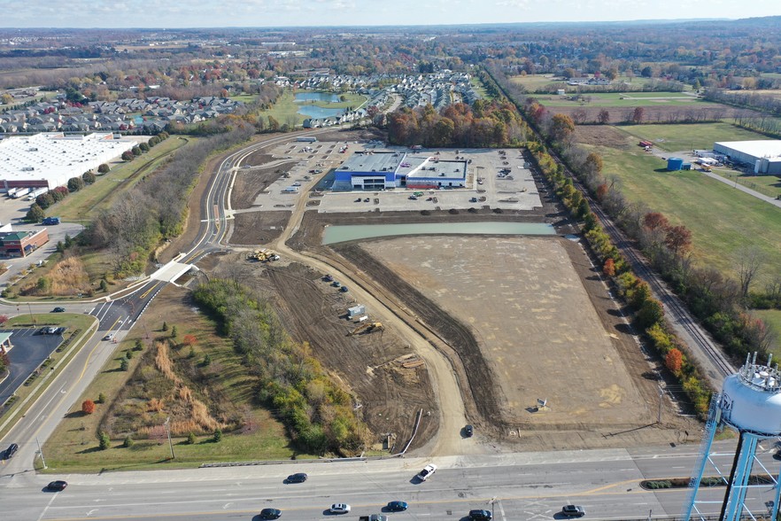 6450 Gender Rd, Canal Winchester, OH for sale - Building Photo - Image 1 of 2