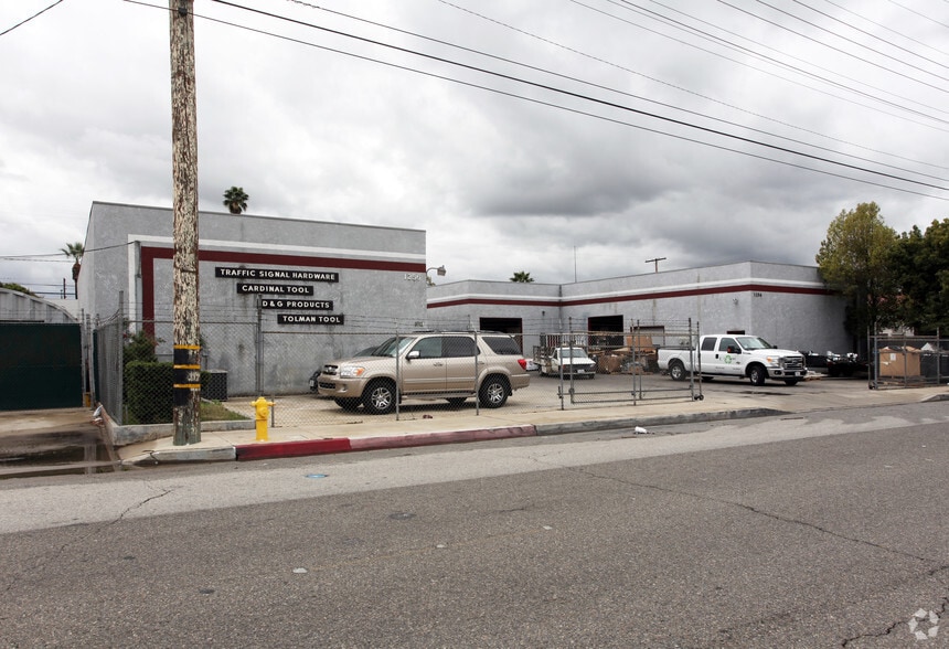 1266 & 1276 W 1st Street Pomona portfolio of 2 properties for sale on LoopNet.com - Primary Photo - Image 2 of 3