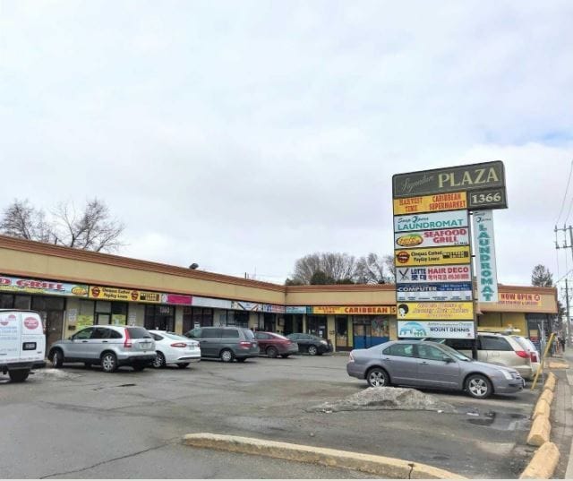 1370 Weston Rd, Toronto, ON for lease - Building Photo - Image 1 of 1