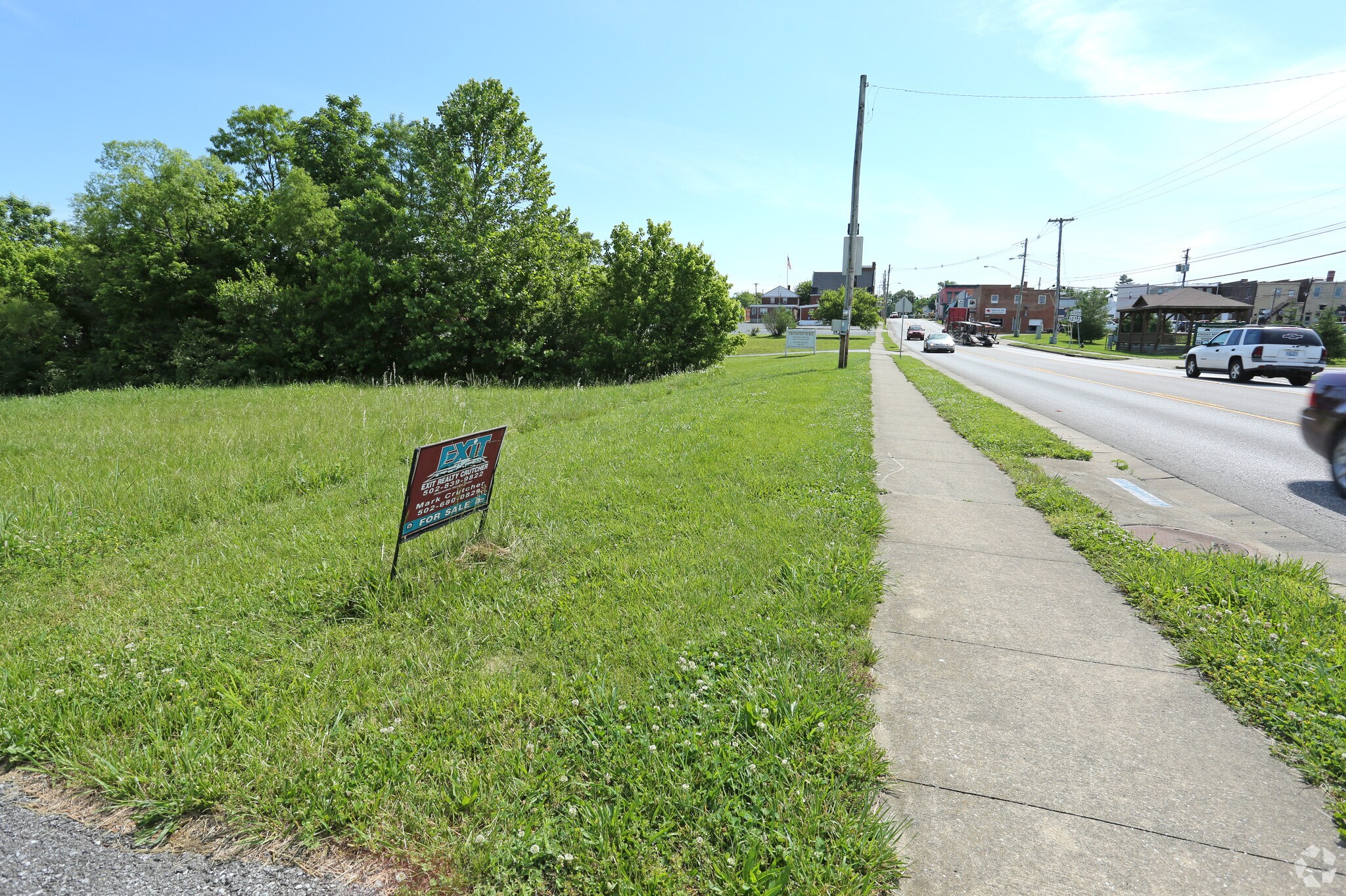 140 Woodford St, Lawrenceburg, KY for sale Primary Photo- Image 1 of 1