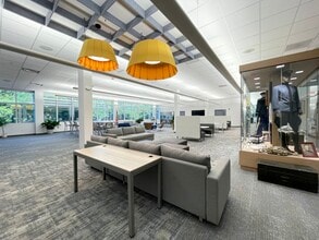 5950 NW 1st Pl, Gainesville, FL for lease Interior Photo- Image 1 of 10