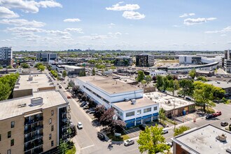 8340-8370 Labarre, Montréal, QC - AERIAL map view