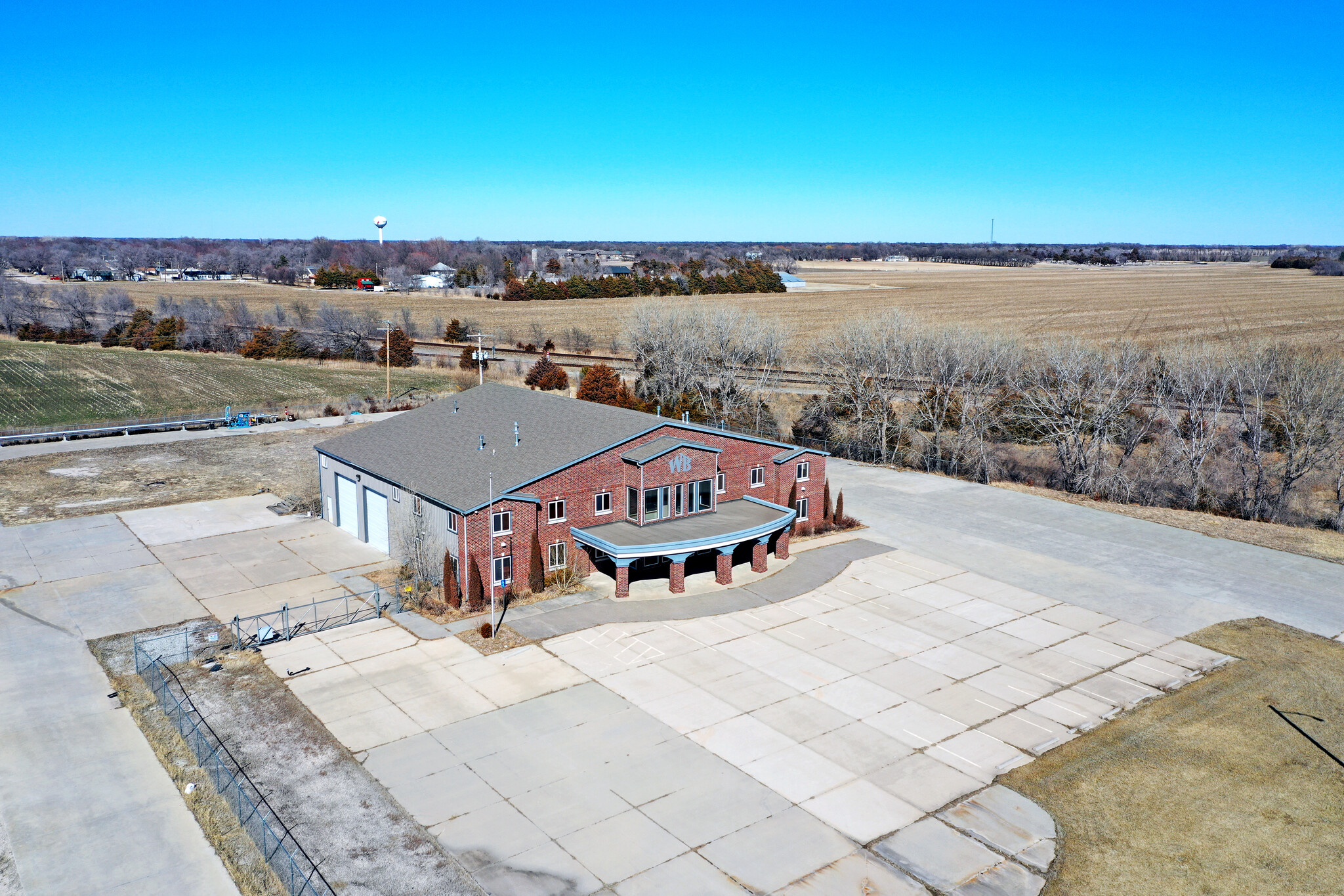 300 E Industrial Dr, Sedgwick, KS for sale Building Photo- Image 1 of 1