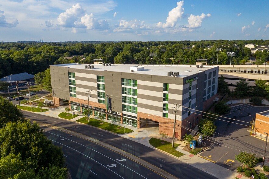 10609 Johnston Rd, Charlotte, NC for sale - Primary Photo - Image 1 of 1