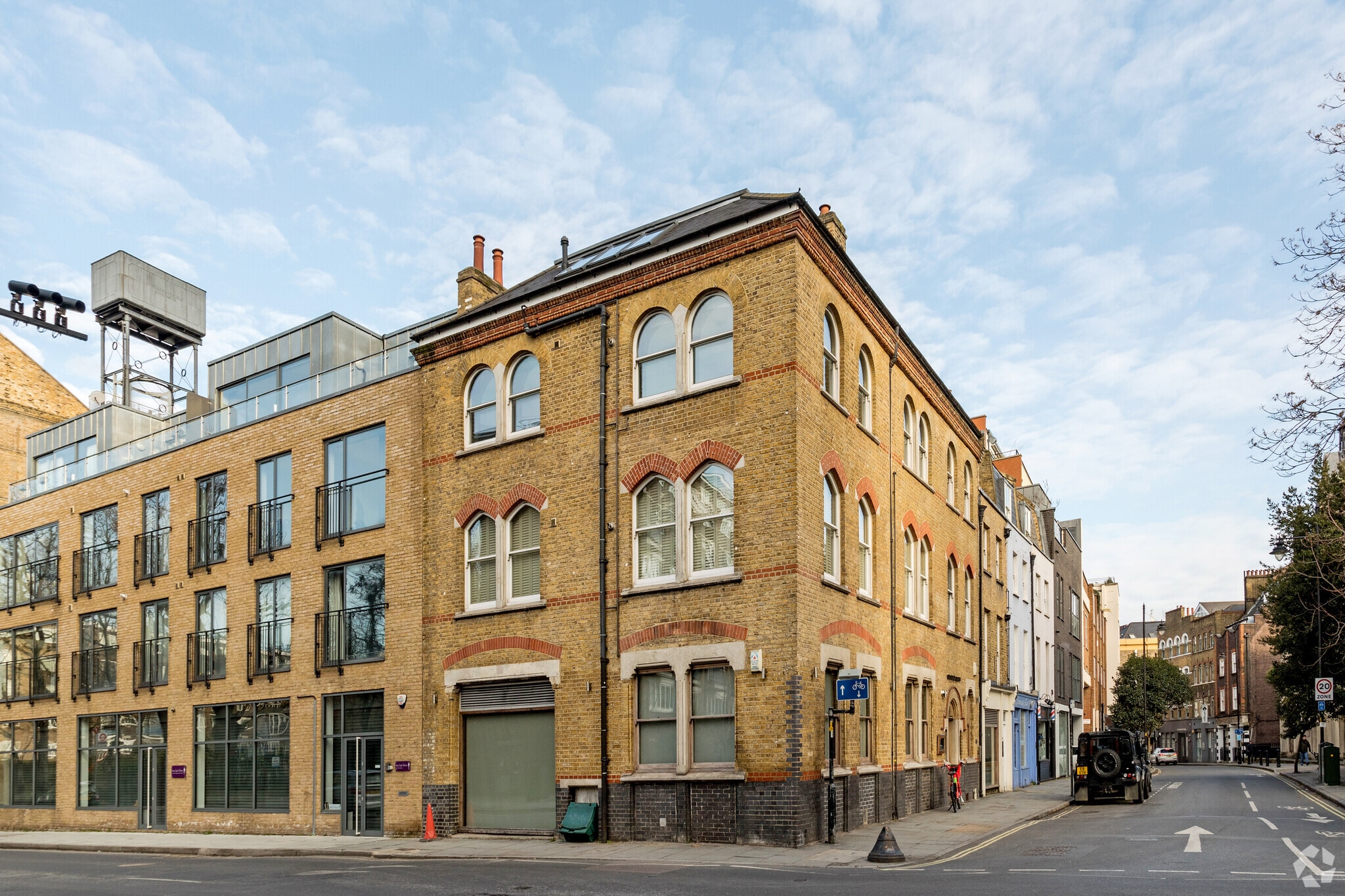 214 Bermondsey St, London for sale Primary Photo- Image 1 of 1