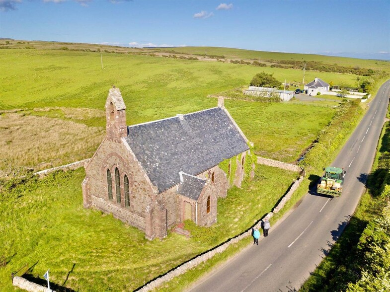 The Ross Rd, Isle Of Arran for sale - Building Photo - Image 2 of 9