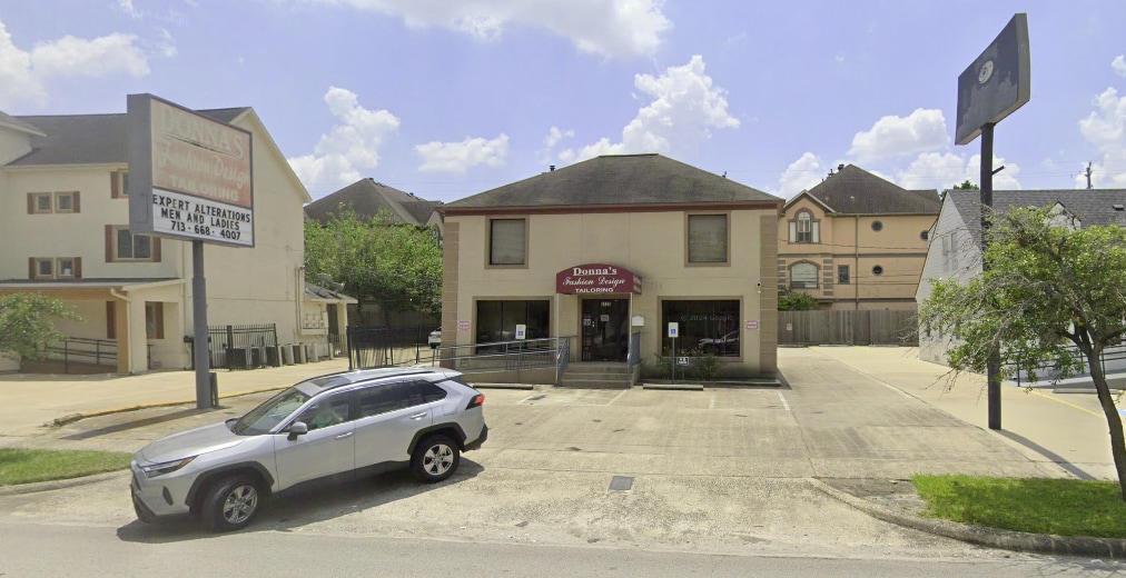 2425 W Holcombe Blvd, Houston, TX for sale Primary Photo- Image 1 of 2