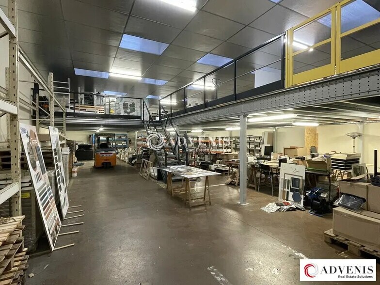 Flex in Eysines for lease - Interior Photo - Image 1 of 7