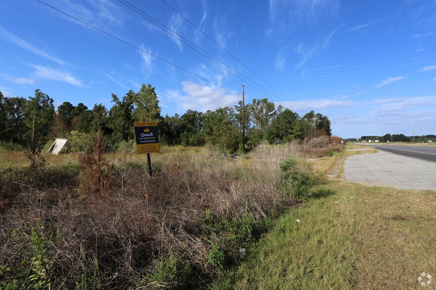 7746 Five Chop Rd, Santee, SC 29142