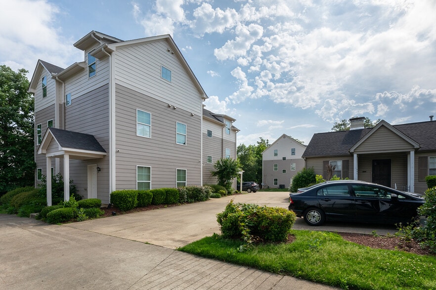 Tiger Den Student Housing Portfolio portfolio of 3 properties for sale on LoopNet.com - Building Photo - Image 1 of 10