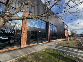 More details for Brooklands Close, Sunbury On Thames - Flex for Lease