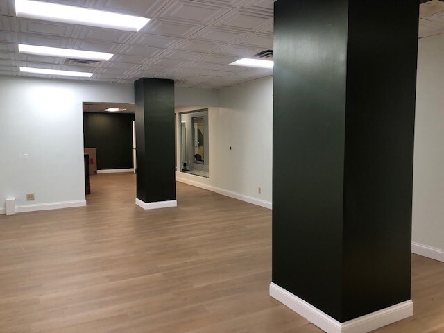 815 E Superior Ave, Cleveland, OH for lease Interior Photo- Image 1 of 7