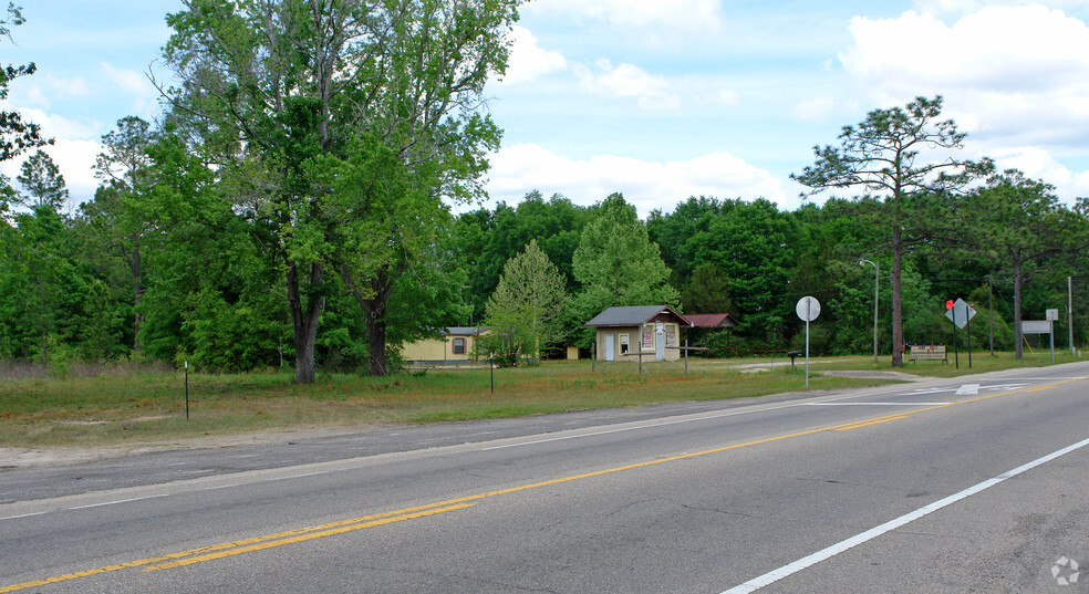 12037 US Hwy 20, Fountain, FL for sale - Primary Photo - Image 1 of 1