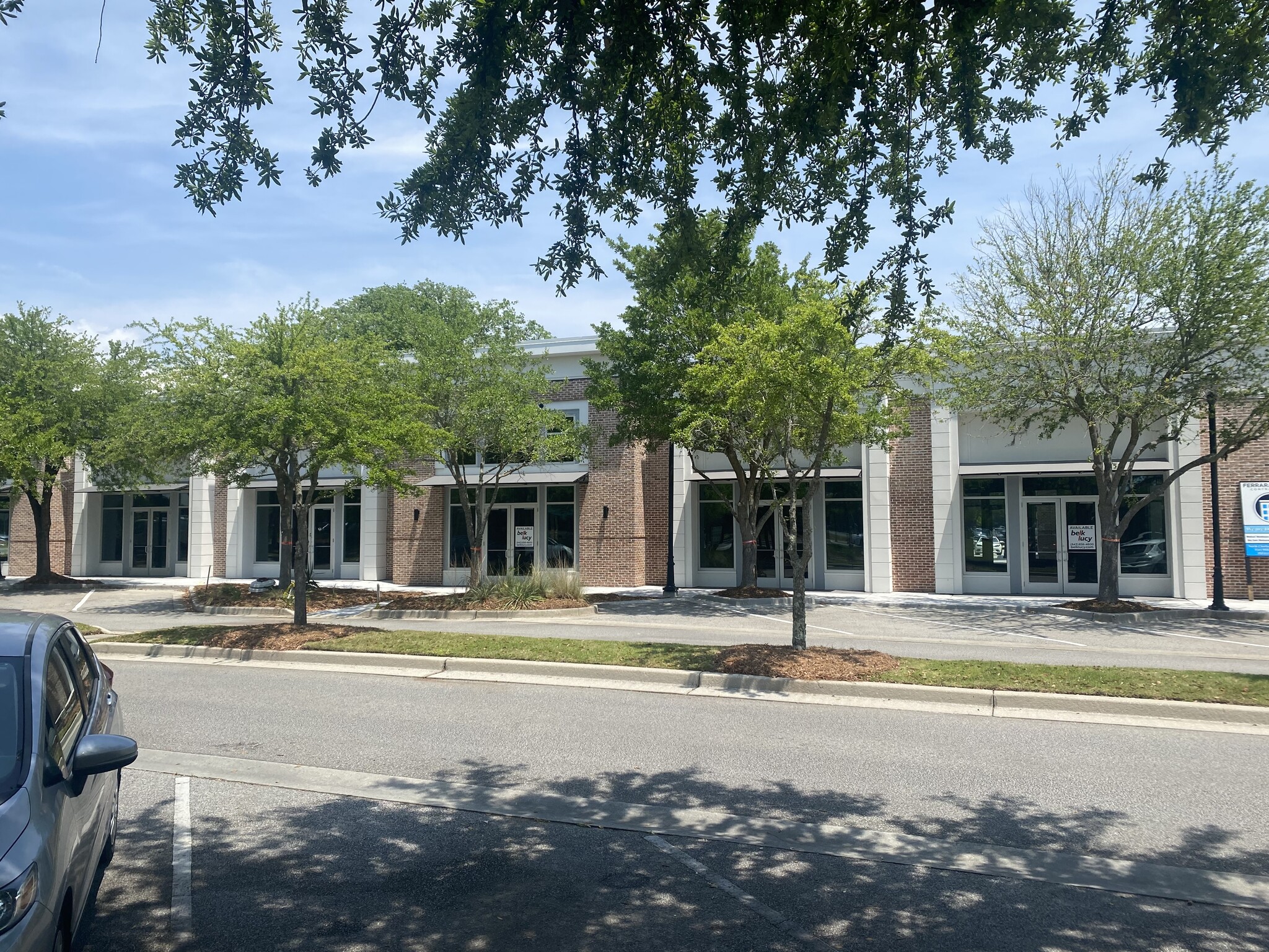 Oakland Market St, Mount Pleasant, SC for sale Building Photo- Image 1 of 1