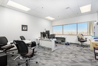 1223 Michael St, Gloucester, ON for lease Interior Photo- Image 1 of 11