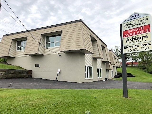 209 Old Route 9, Fishkill, NY for sale - Primary Photo - Image 1 of 1