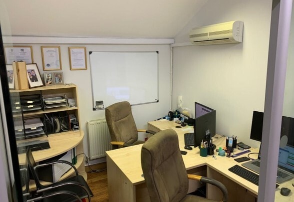 Gaol St, Oakham for lease - Interior Photo - Image 2 of 6