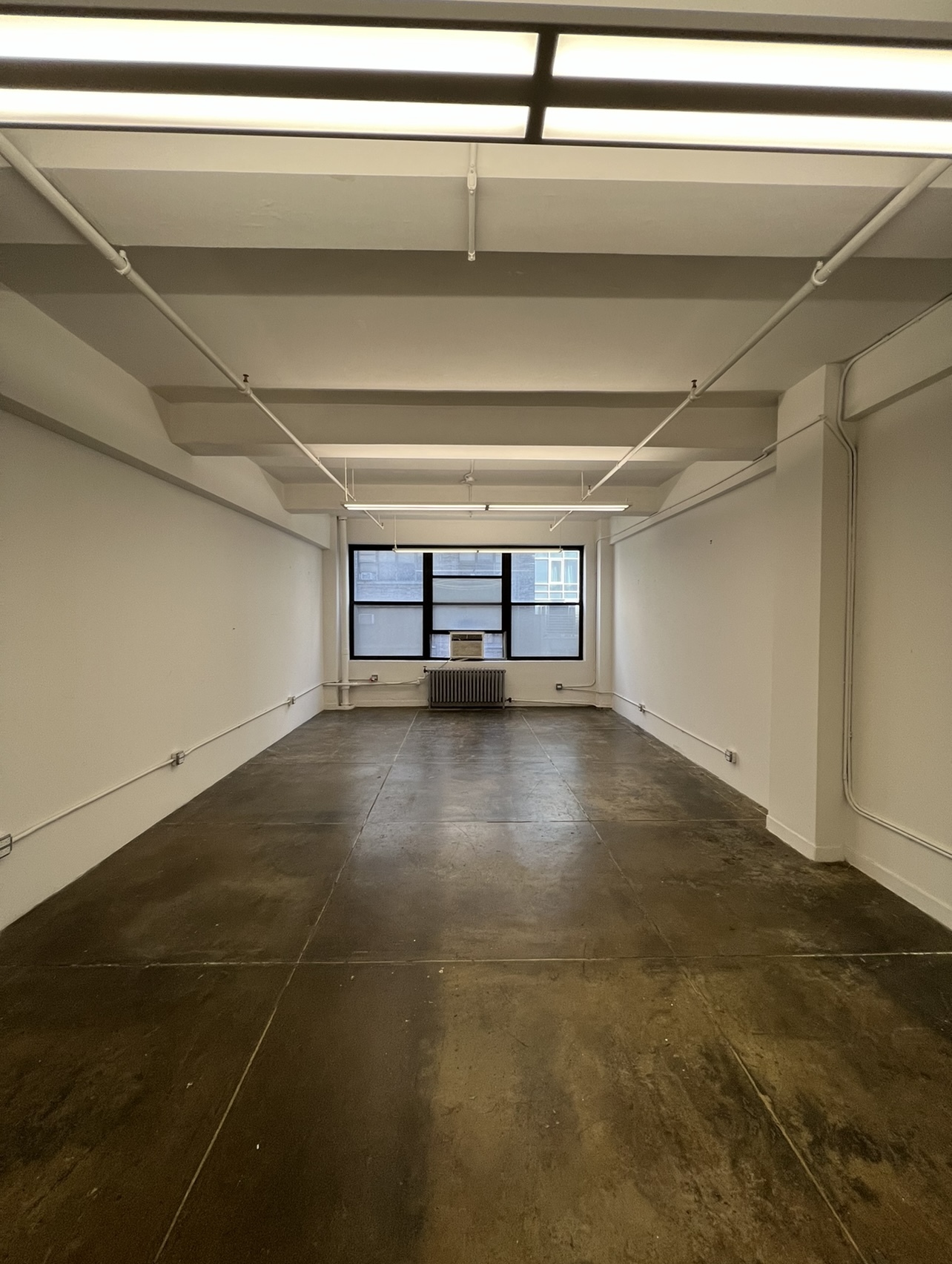 330 W 38th St, New York, NY for lease Building Photo- Image 1 of 2