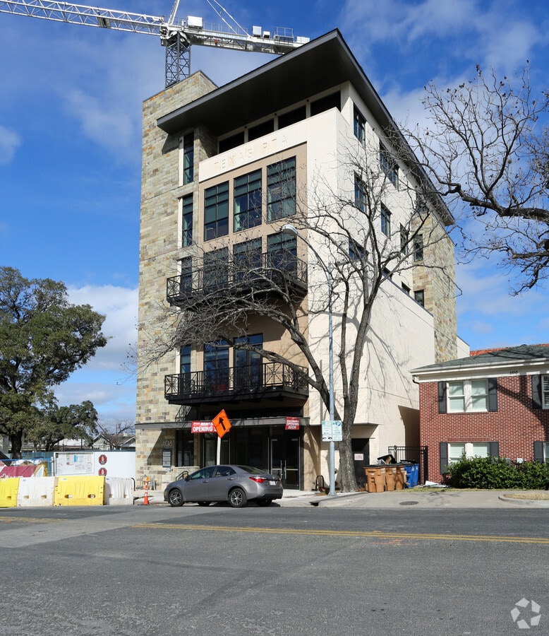 408 W 11th St, Austin, TX 78701