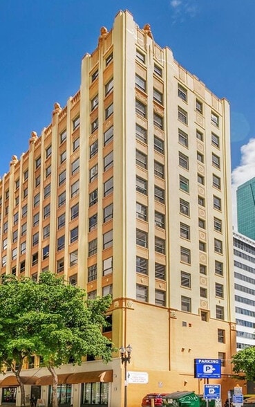 168 SE 1st St, Miami, FL for sale - Building Photo - Image 2 of 125