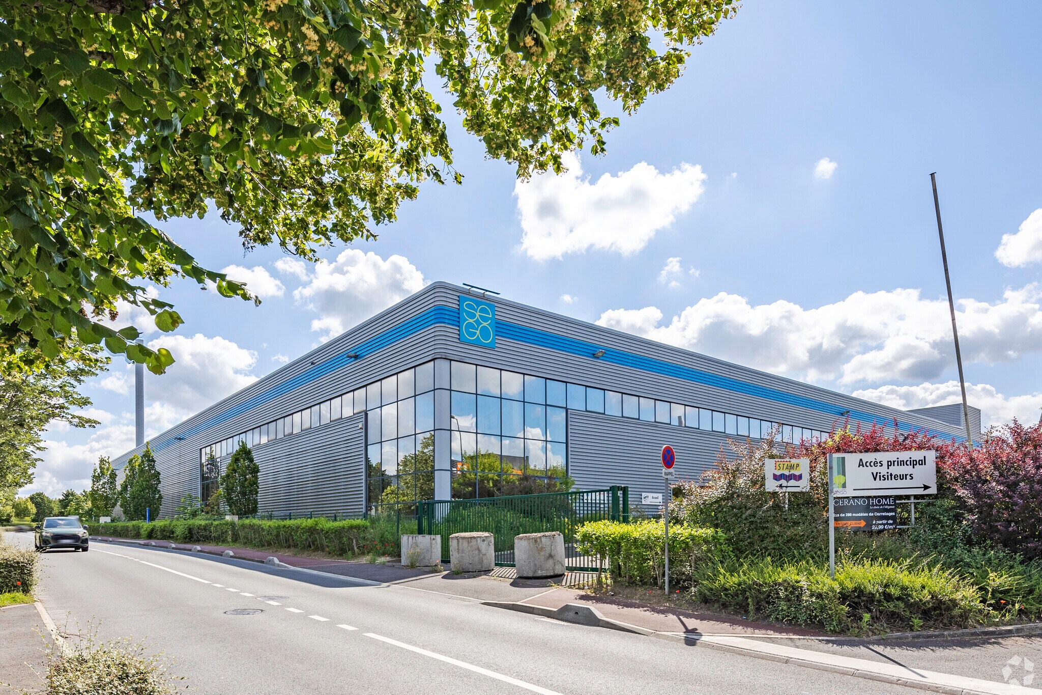 46 Rue Constantin Pecqueur, Taverny for lease Primary Photo- Image 1 of 6