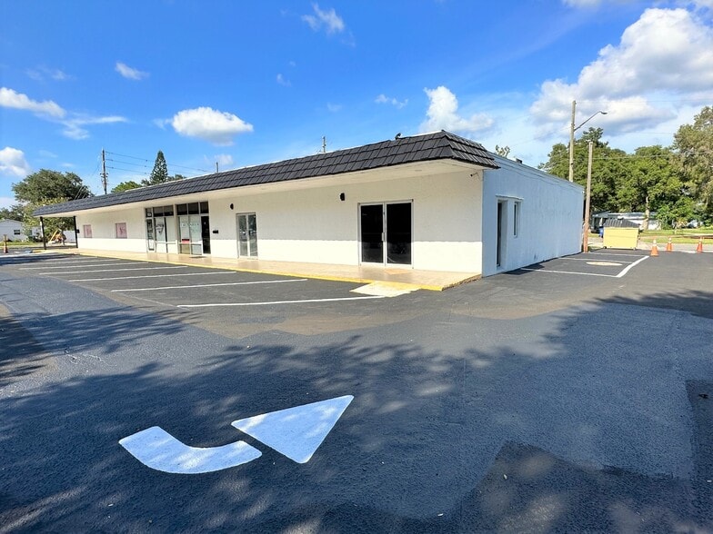 1506 54th Ave N, Saint Petersburg, FL for lease - Building Photo - Image 3 of 19