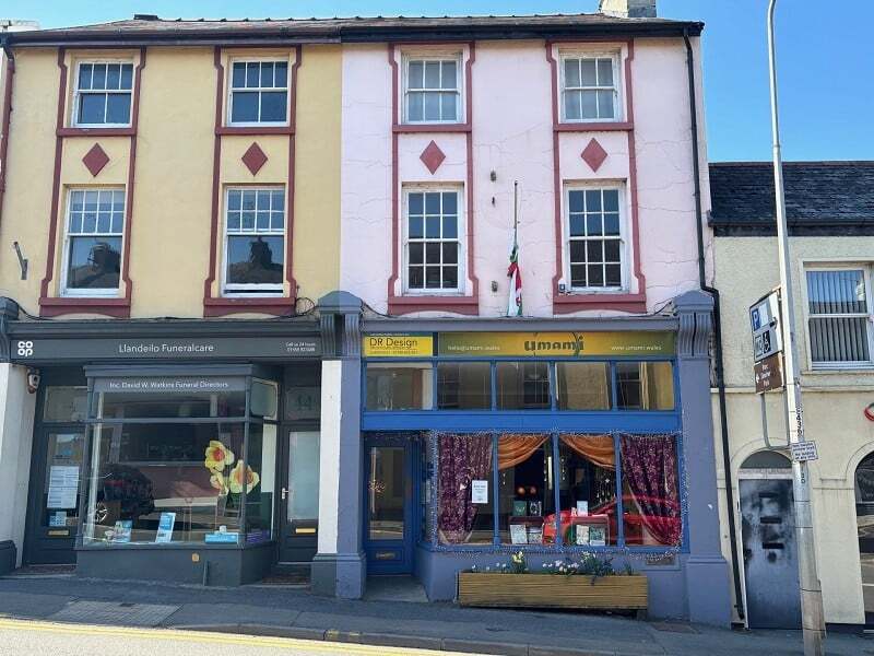42 Rhosmaen St, Llandeilo for sale Building Photo- Image 1 of 8