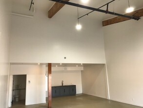 3487 Collins Ave, Richmond, CA for lease Building Photo- Image 2 of 16