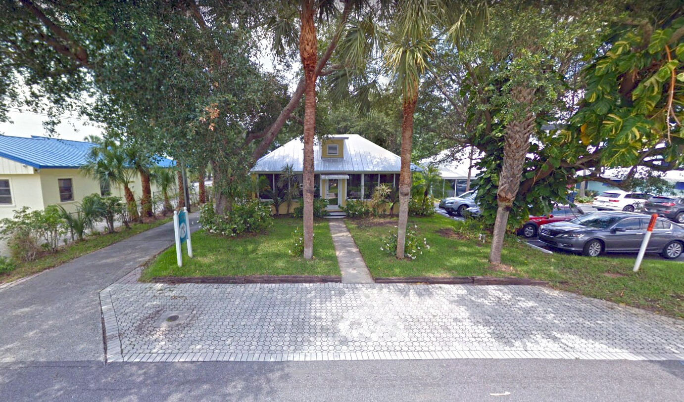 619 SE 5th St, Stuart, FL for sale Primary Photo- Image 1 of 1