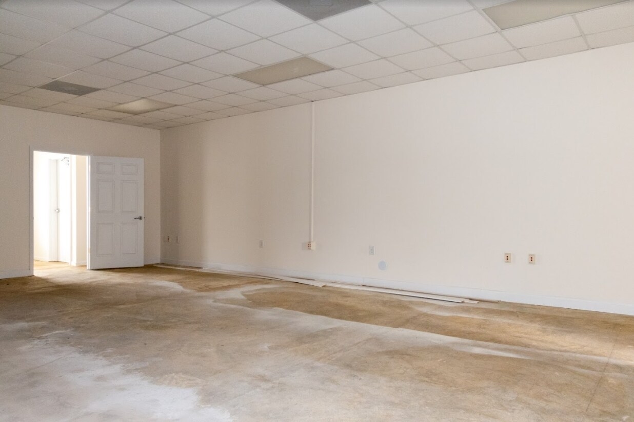 6408 Brookstone Ln, Fayetteville, NC 28314 Brookstone Lane Offices