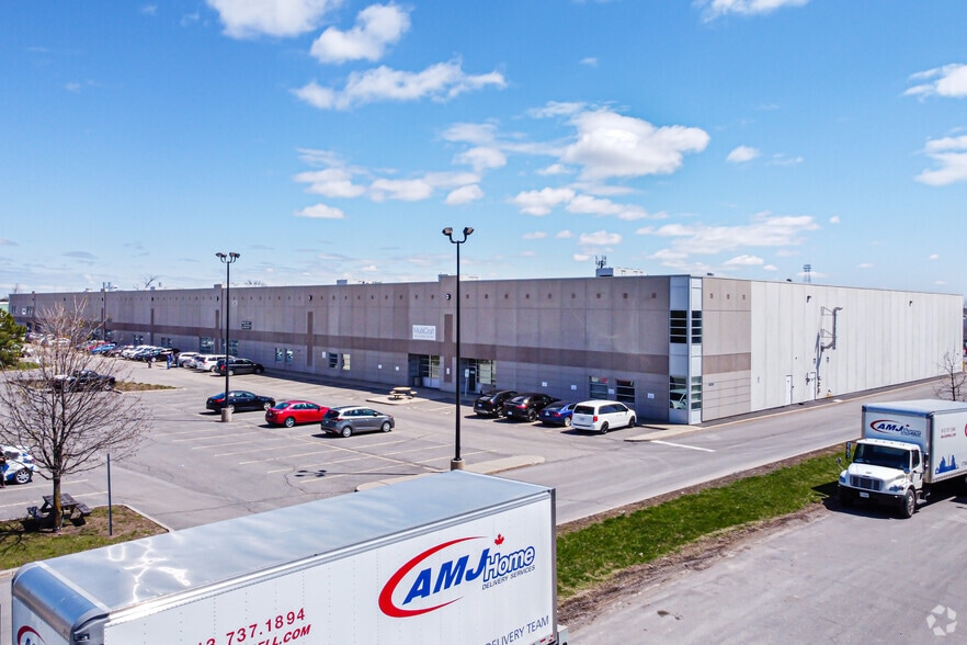 201 Innes Pky, Ottawa, ON for sale - Primary Photo - Image 1 of 1