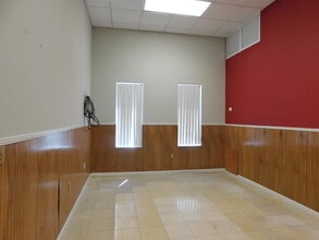 5070 Industry Dr, Melbourne, FL for sale Interior Photo- Image 2 of 26