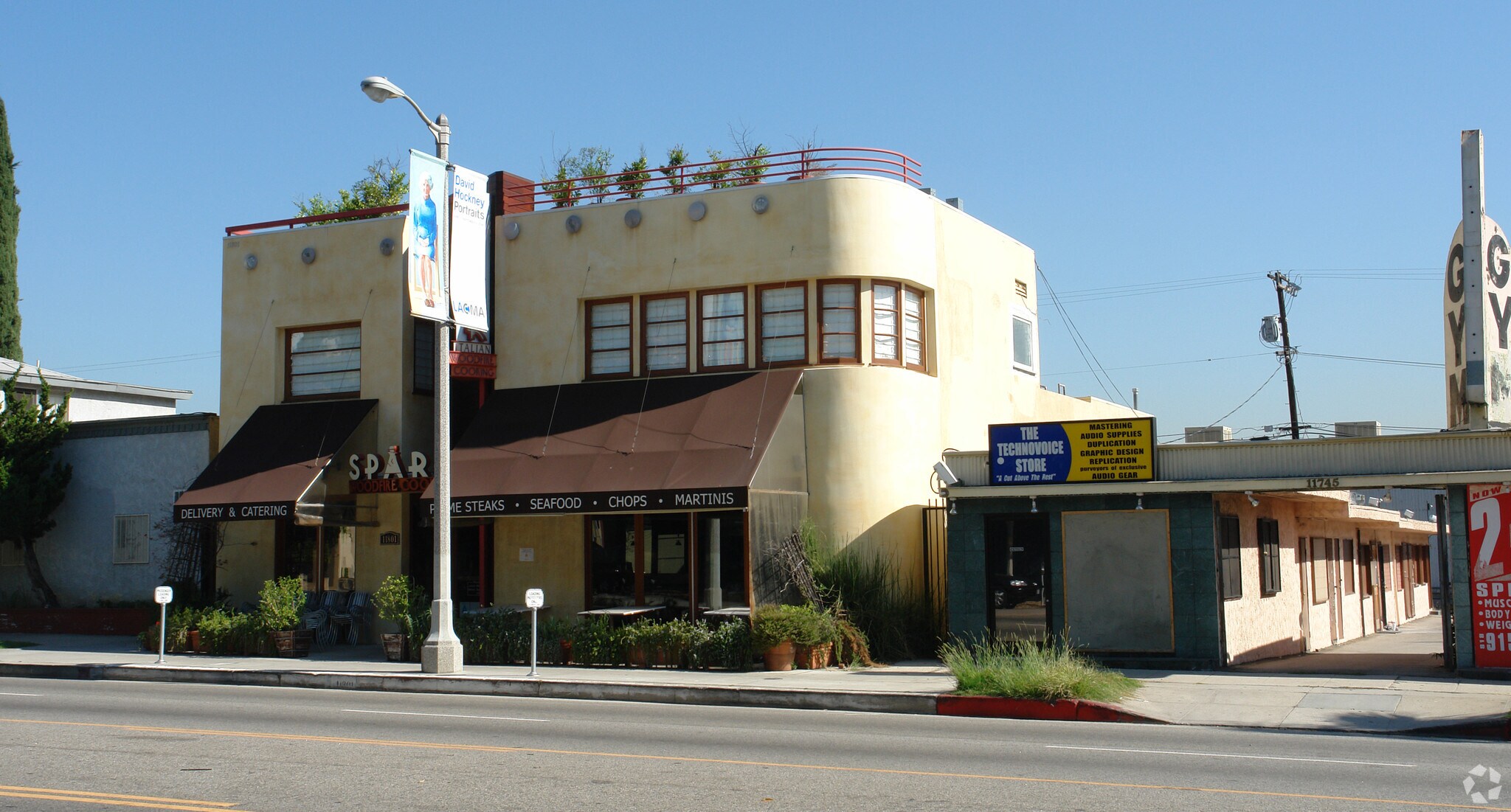 11801 Ventura Blvd, Studio City, CA for sale Primary Photo- Image 1 of 1
