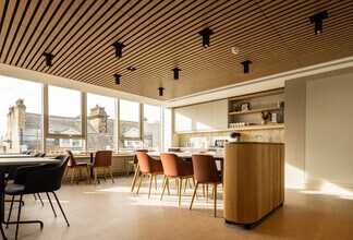 Station Bridge, Harrogate for lease Building Photo- Image 2 of 6