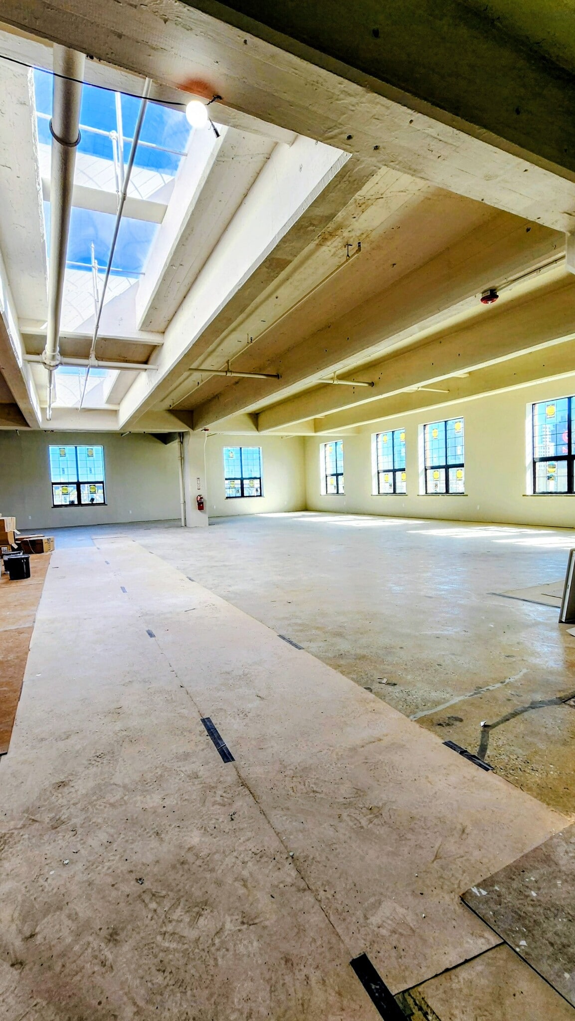 42-45 12th St, Long Island City, NY for lease Interior Photo- Image 1 of 6