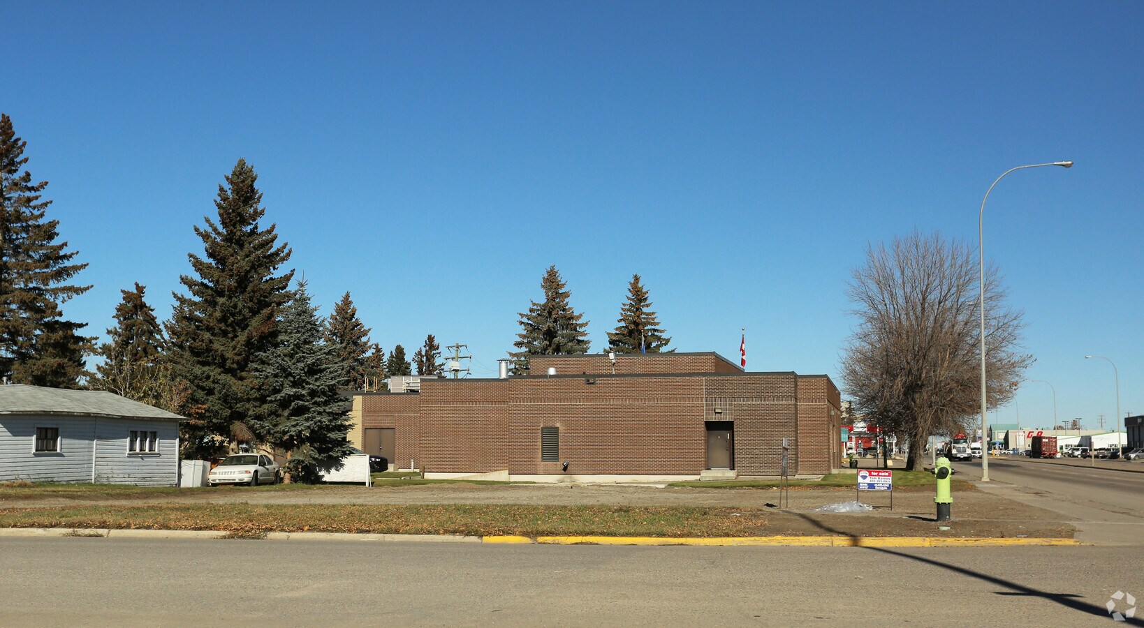 4505 1 St, Claresholm, AB T0L 0T0