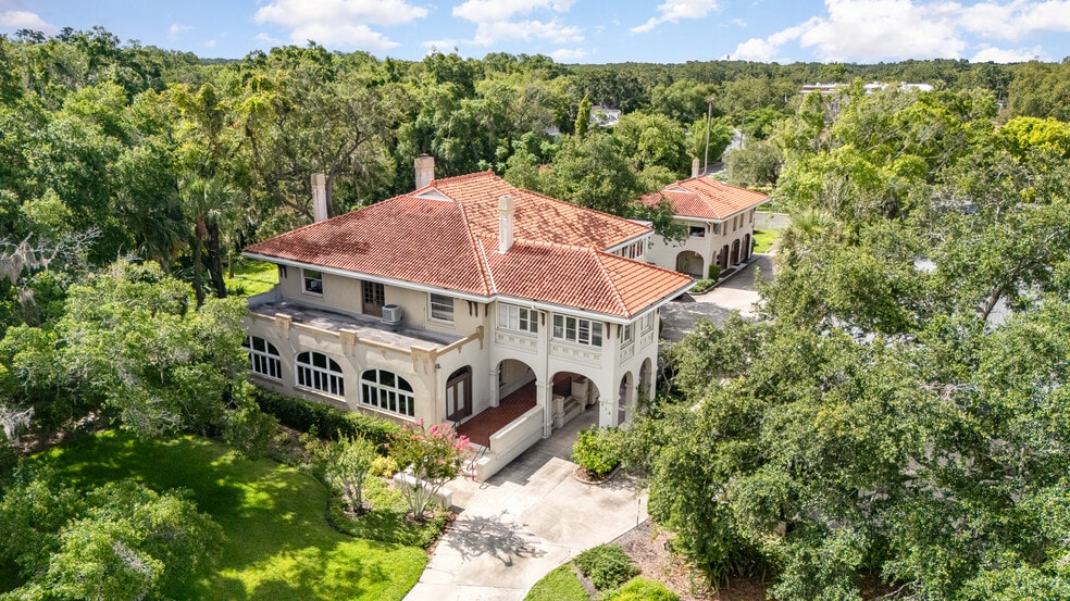 214 S Lucerne Circle portfolio of 2 properties for sale on LoopNet.com - Building Photo - Image 2 of 10