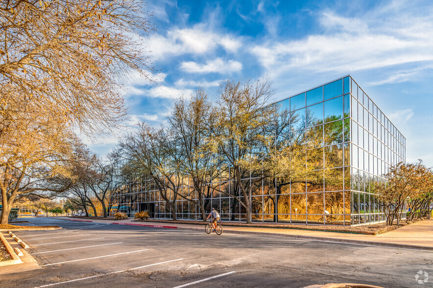 3508 Far West Blvd, Austin, TX for lease - Building Photo - Image 3 of 22