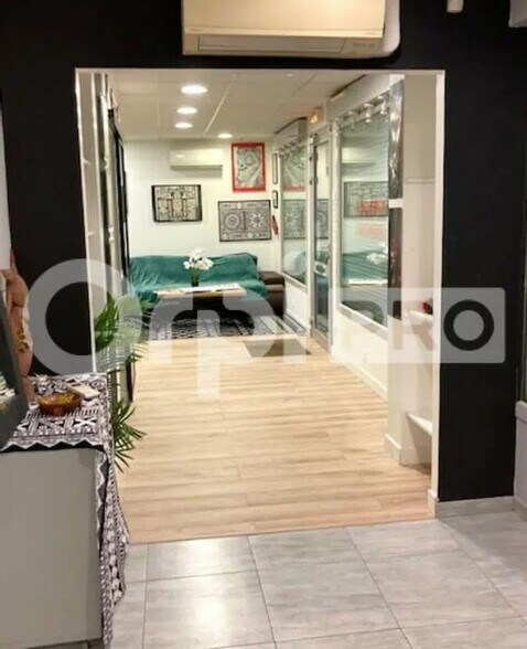 Office in Orléans for lease - Interior Photo - Image 1 of 4