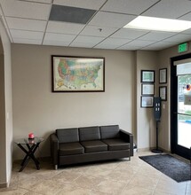 405-425 Maple St, Ramona, CA for lease Interior Photo- Image 2 of 4