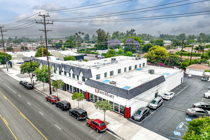 203-215 N Victory Blvd, Burbank, CA for lease - Building Photo - Image 1 of 44