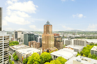 222 SW Columbia St, Portland, OR - aerial  map view